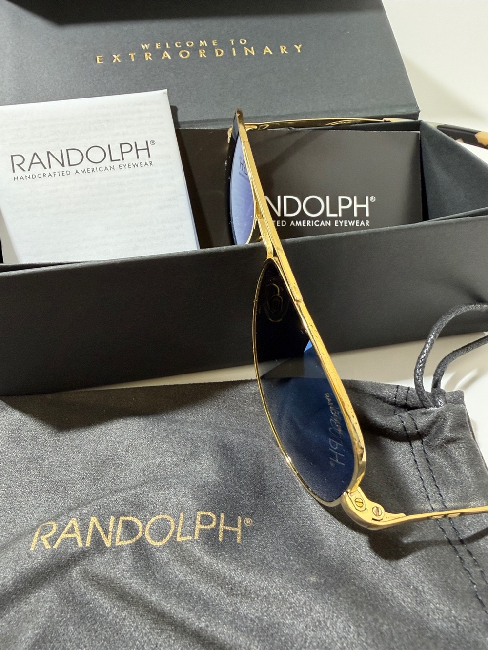 Men’s Gold Frame Blue Lens Aviator Sunglasses - Picture 2 of 5